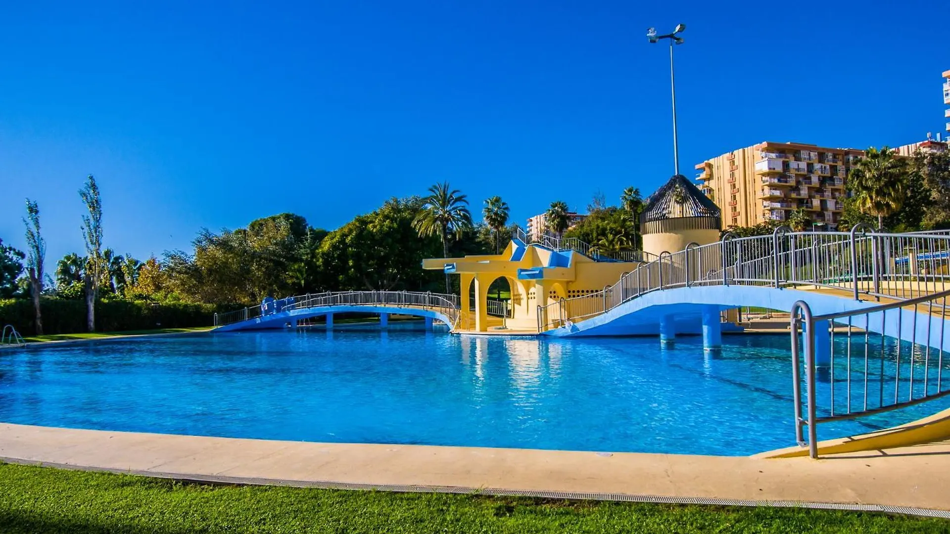 135 Jupiter Apartamentos Estudio - Piscina - Playa A 600 Metros Benalmadena Apartment